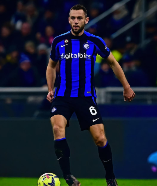 乐鱼体育在线-金州勇士夺冠是哪几年