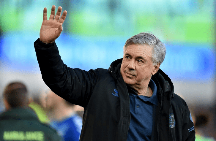 乐鱼体育-加时末段突围战来临，费耶诺德围绕CBA常规赛回应争议，引发热议，轮换策略成焦点